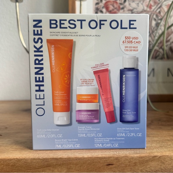 Ole Henriksen Other - Ole Henriksen Best of Ole Skincare Essentials Set - Peptide Lip Treatment